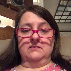 Meet your Posher, Debra